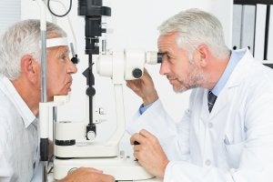 Cataract Treatment Options in Chicago